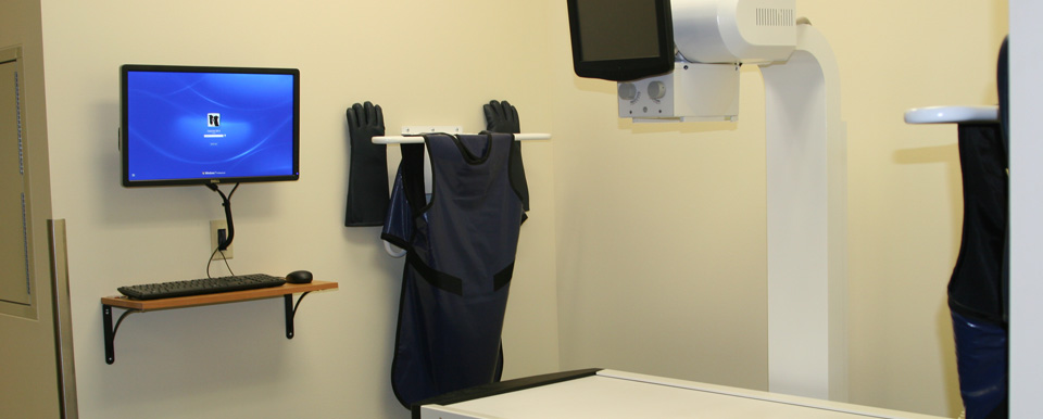 The clinic’s digital radiography (X-ray) room